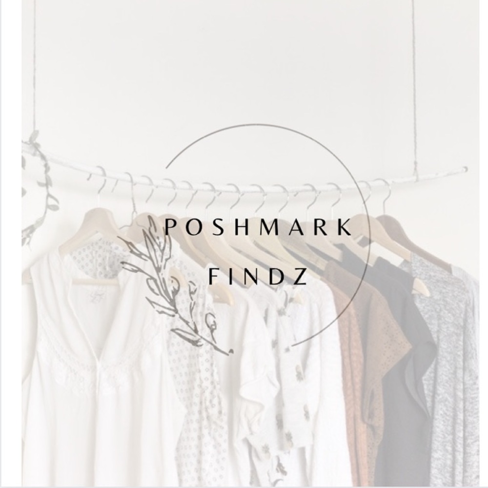 Find us on Instagram@poshmark_findz for more pics